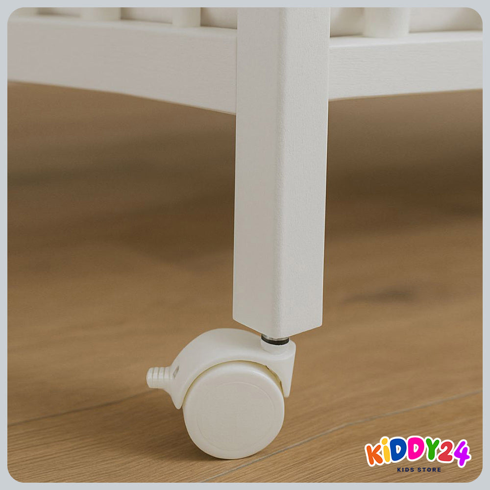 Babybettchenrolle 4er-Set Weiß – Sicherer Halt & Eleganz fürs Kinderbett